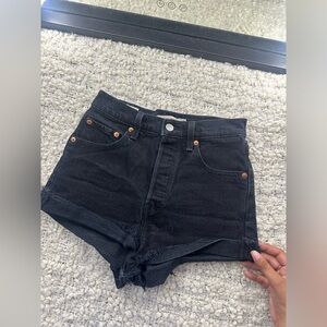 Levi’s Ribcage short